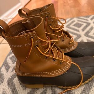 Bean Boots. Womens size 6.  Gently used.  These are 8" and non-insulated.